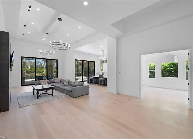 Property at 2749 Medallist Ln, Naples, FL, 34109, 5 beds, 4.5 baths, [object Object]