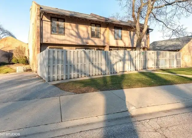 Property at 766 Concord Ln Unit 766, Barrington, IL, 60010, 3 beds, 1.5 baths, [object Object]