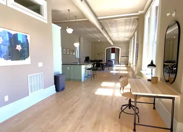 Property at 1001 N Old World 3rd St, Milwaukee, WI, 53203, 1 bed, 1 bath, [object Object]