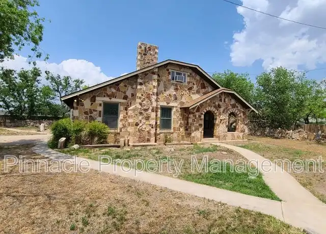 Property at 140 Estella Dr, San Angelo, TX, 76903, 4 beds, 2 baths, [object Object]
