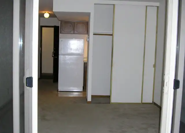 Property at 5027 15th Ave NE Unit 104, Seattle, WA, 98105, 1 bed, 1 bath, [object Object]