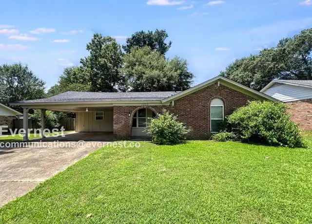 Property at 1233 Claiborne Dr, Southaven, MS, 38671, 3 beds, 2 baths, [object Object]