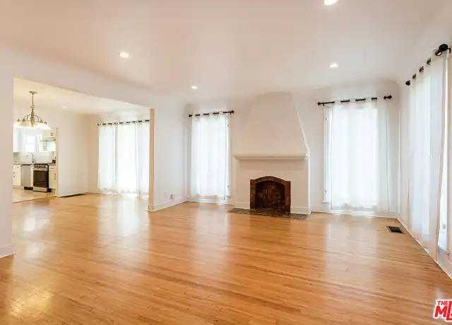 Property at 840 S Curson Ave, Los Angeles, CA, 90036, 3 beds, 2 baths, [object Object]