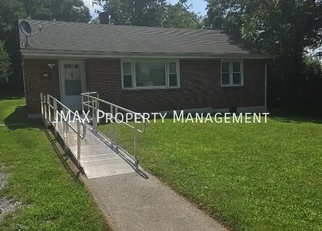 Property at 719 31st St NW, Roanoke, VA, 24017, 3 beds, 1 bath, [object Object]