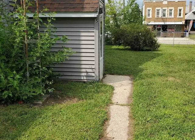 Property at 1925 52nd St Unit 5, Kenosha, WI, 53140, 1 bed, 1 bath, [object Object]