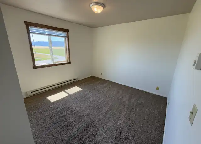 Property at 480 Wiley Dike Rd, Kalispell, MT, 59901, 3 beds, 2 baths, [object Object]