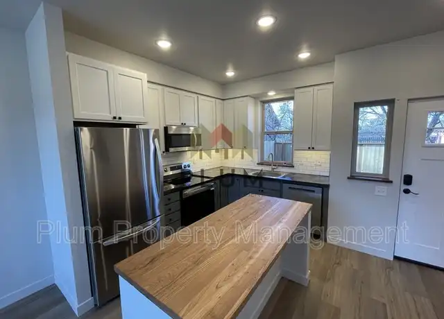 Property at 1125 S Catlin St Unit B, Missoula, MT, 59801, 3 beds, 2 baths, [object Object]