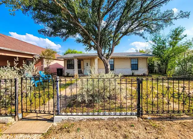 Property at 1540 Valerie Dr, Eagle Pass, TX, 78852, 3 beds, 1 bath, [object Object]
