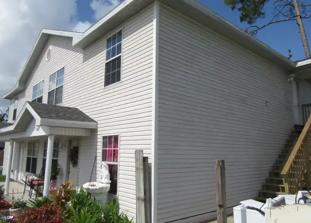 Property at 1202 Pennsylvania Ave, Lynn Haven, FL, 32444, 2 beds, 1 bath, [object Object]