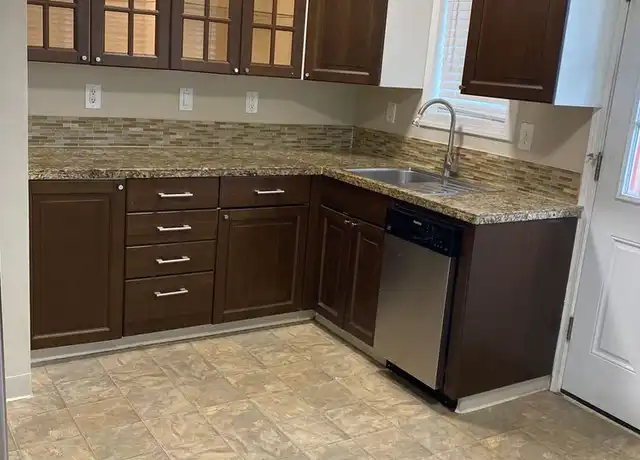 Property at 7605-7609 SE Market St Unit 7609 A, Portland, OR, 97215, 2 beds, 1 bath, [object Object]