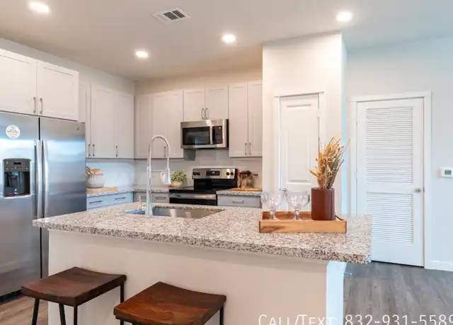 Property at 1000 Antoine Dr Unit BM1, Houston, TX, 77055, 1 bed, 1 bath, [object Object]