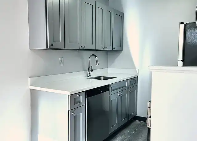 Property at Briarwood Commons - 572 Main St, Hackensack, NJ, 07601, 1 bed, 1 bath, [object Object]