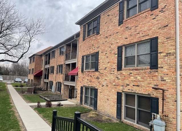 Photo of 1726 Fayette Walk Unit M, Hoffman Estates, IL 60169