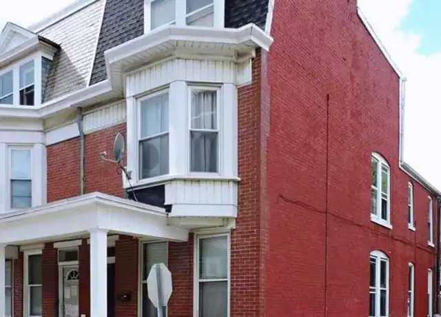 Property at 857 Wayne Ave Unit 1ST FLOOR, York, PA, 17403, 1 bed, 1 bath, [object Object]