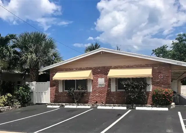 Property at 4616 Poinciana St Unit 4, Lauderdale-By-The-Sea, FL, 33308, 1 bed, 1 bath, [object Object]