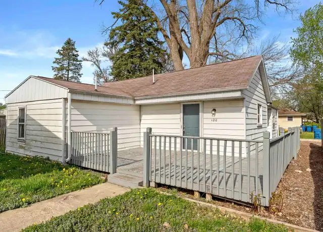Property at 120 N 18th St, Chesterton, IN, 46304, 3 beds, 1 bath, [object Object]
