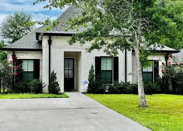 Property at 1737 Marsha Dr, Slidell, LA, 70458, 4 beds, 2 baths, [object Object]
