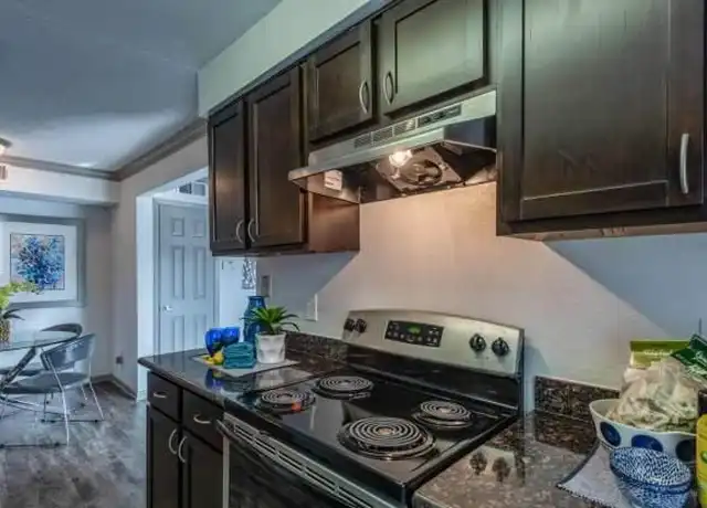 Property at 9850 Meadowglen Ln Unit 1047, Houston, TX, 77042, 1 bed, 1 bath, [object Object]