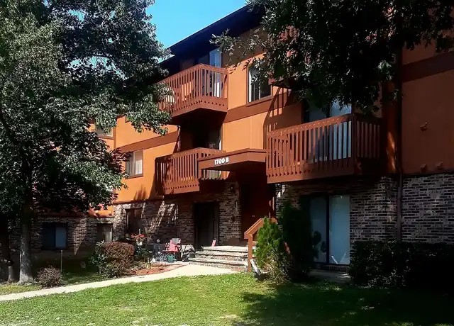 Property at Seneca-Broadview Hills - 1501 Summit Blvd, Cleveland, OH, 44147, 2 beds, 1-2 bath, [object Object]