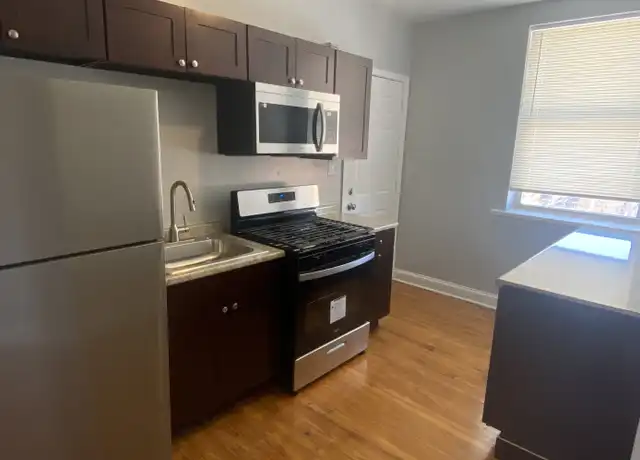 Property at 3438 W Franklin Blvd Unit 3A, Chicago, IL, 60624, 2 beds, 1 bath, [object Object]