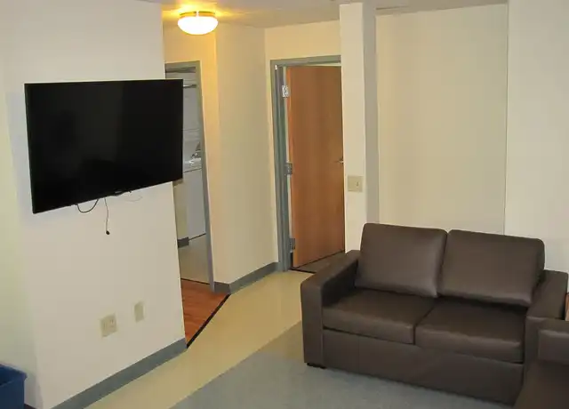 Property at Danes Run Apartments - 45 Normal Ave, Kutztown, PA, 19530, 3 beds, 1.5 baths, [object Object]