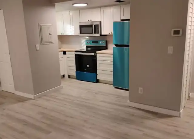 Property at 12275 3rd St E Unit 1227502, Treasure Island, FL, 33706, 1 bed, 1 bath, [object Object]