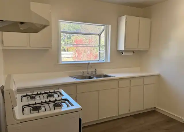 Property at 1702 1/2 Griffith Park Blvd Unit 2117B, Los Angeles, CA, 90026, 1 bed, 1 bath, [object Object]