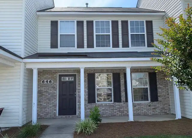 Property at 646 Cairn Cir, Burlington, NC, 27217, 2 beds, 2.5 baths, [object Object]