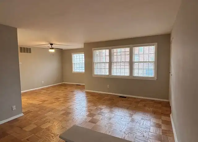 Property at 1504 Upshire Rd Unit 2E, Baltimore, MD, 21218, 2 beds, 1 bath, [object Object]