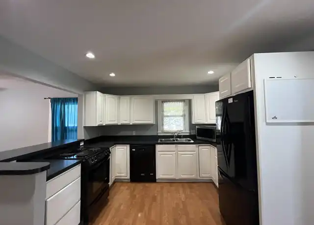 Property at 1971 Letart Ave, Muskegon, MI, 49441, 2 beds, 1 bath, [object Object]