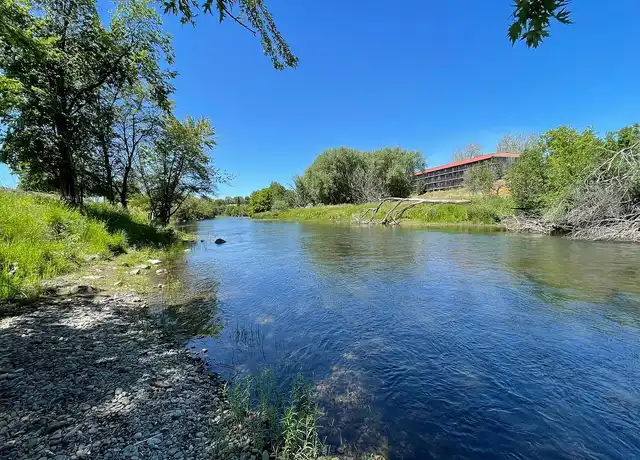 Property at Edgewater - 27 NW 12th St, Pendleton, OR, 97801, 2-3 beds, 1-2 bath, [object Object]