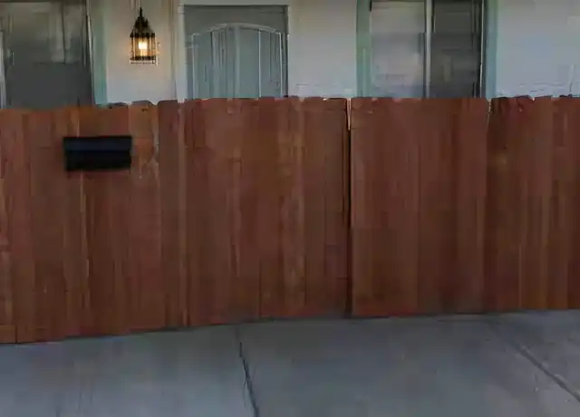 Property at 44621 Cedar Ave, Lancaster, CA, 93534, 1 bed, 1 bath, [object Object]
