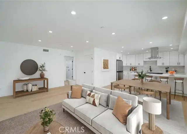 Property at 1334 9th St Unit 2, Santa Monica, CA, 90401, 2 beds, 2 baths, [object Object]
