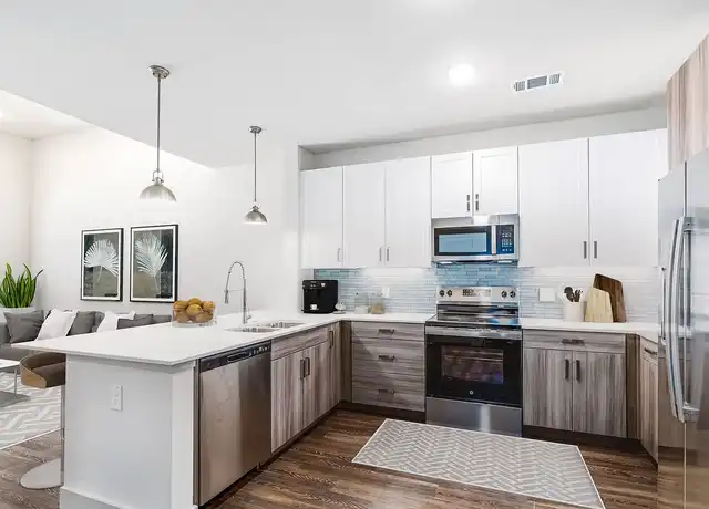 Property at The Summit at The Reserve - 725 University Blvd, Round Rock, TX, 78665, 1-3 bed, 1-3.5 bath, [object Object]