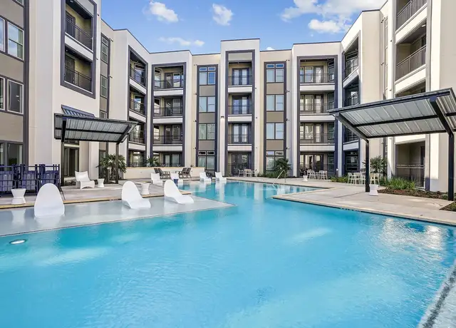 Photo of 725 University Blvd, Round Rock, TX 78665