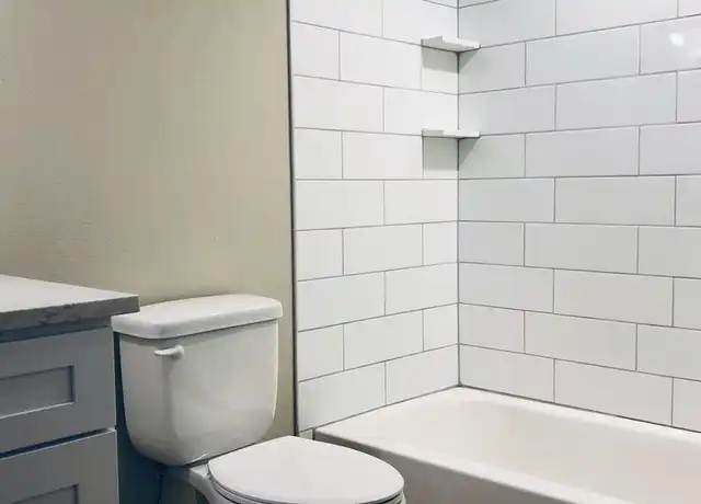 Property at 400 N Holladay Dr Unit 1, Seaside, OR, 97138, 1 bed, 1 bath, [object Object]