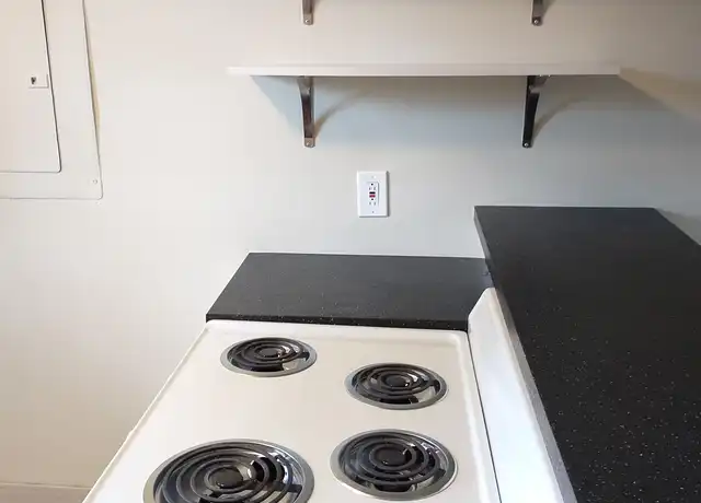 Property at 1609 4th Ave N Unit 5, Nashville, TN, 37208, 1 bed, 1 bath, [object Object]