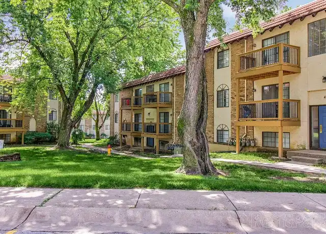 Property at El Chaparral Apartments - 4921 NW Gateway Ave, Riverside, MO, 64150, 1-2 bed, 1-1.5 bath, [object Object]