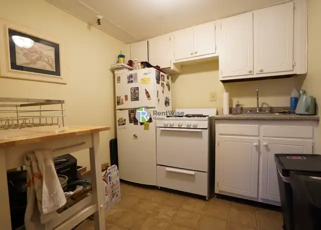 Property at 216c South St Unit B, Jamaica Plain, MA, 02130, 1 bed, 1 bath, [object Object]