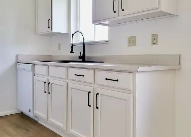 Property at 5429 Glenridge Way, Klamath Falls, OR, 97603, 2 beds, 1 bath, [object Object]