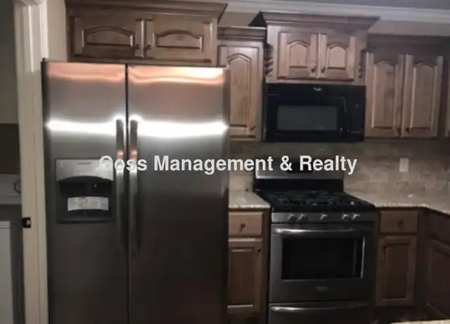Property at 1111 Heights Rd, Benton, AR, 72019, 3 beds, 2 baths, [object Object]