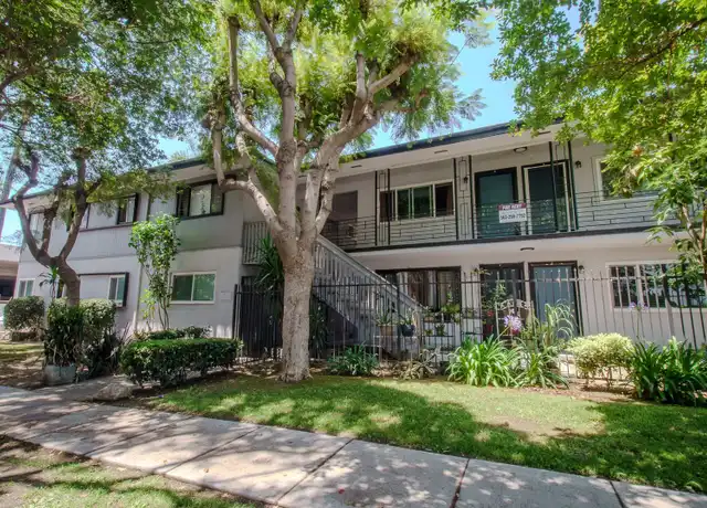 Property at 405 W 10th St Unit M, Santa Ana, CA, 92701, 1 bed, 1 bath, [object Object]