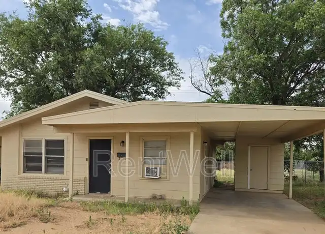 Property at 2914 E Bates St, Lubbock, TX, 79403, 3 beds, 1 bath, [object Object]