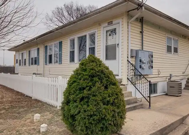 Property at 2803 W Elm St, Wichita, KS, 67203, 2 beds, 1 bath, [object Object]
