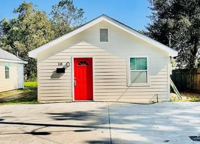 Property at 118 Treuil Ln, Belle Chasse, LA, 70037, 2 beds, 2 baths, [object Object]