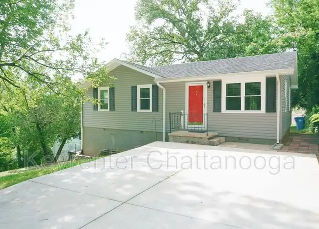 Property at 1024 Garnett Ave, Chattanooga, TN, 37405, 3 beds, 1.5 baths, [object Object]