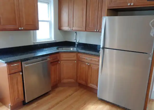 Property at 16 Templeton Pkwy Unit 1, Watertown, MA, 02472, 2 beds, 1 bath, [object Object]