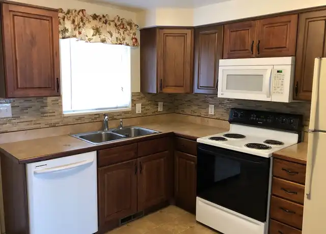 Property at 377 S 100 W, Orem, UT, 84058, 2 beds, 1 bath, [object Object]