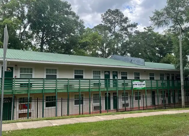 Property at Campus Highland - 2501 S Meridian St, Tallahassee, FL, 32301, 1 bed, 1 bath, [object Object]