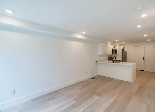 Property at 36 N 40th St #14, Philadelphia, PA, 19104, 2 beds, 2 baths, [object Object]